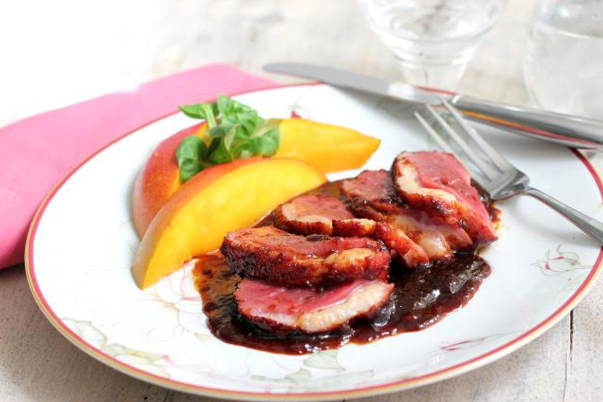 Duck Breast With Mango Sauce Pelleh